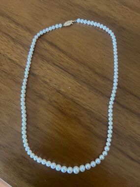 Classic White Pearl Necklace with Gold Clasp